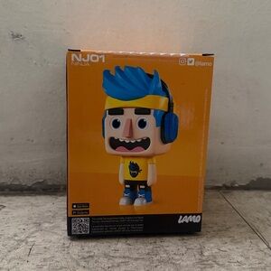 LAMO Streamers AR Vinyl Collectible Ninja  NJ01  29002-CBEF   🆕